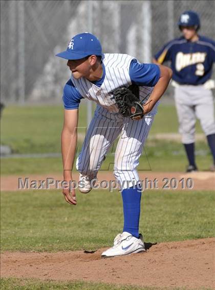 Thumbnail 3 in Montebello @ El Rancho photogallery.