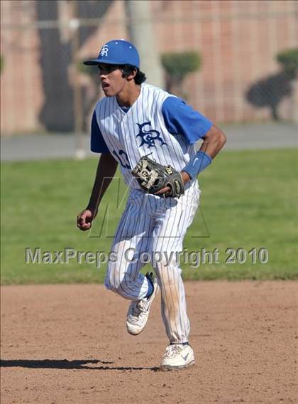 Thumbnail 2 in Montebello @ El Rancho photogallery.