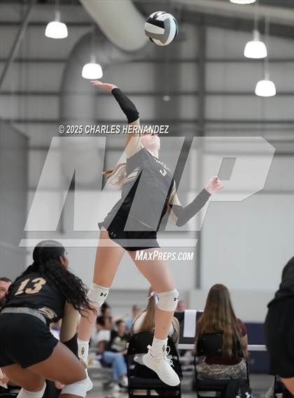 Thumbnail 2 in BVCHEA HomeSchool vs Dawson (Legends Invitational) photogallery.