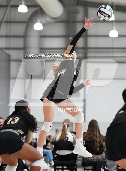 Thumbnail 1 in BVCHEA HomeSchool vs Dawson (Legends Invitational) photogallery.