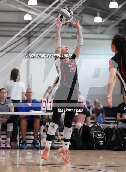 Thumbnail 2 in BVCHEA HomeSchool vs Dawson (Legends Invitational) photogallery.