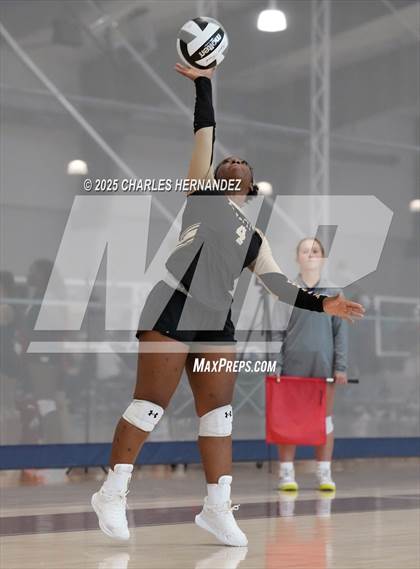 Thumbnail 2 in BVCHEA HomeSchool vs Dawson (Legends Invitational) photogallery.