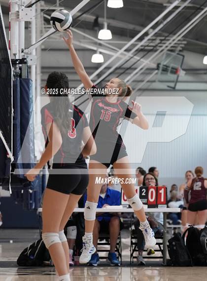 Thumbnail 3 in BVCHEA HomeSchool vs Dawson (Legends Invitational) photogallery.