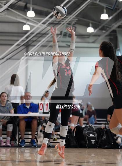 Thumbnail 3 in BVCHEA HomeSchool vs Dawson (Legends Invitational) photogallery.