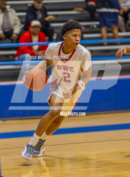 Thumbnail 3 in Carter vs White (Beaumont ISD/YMBL Basketball Tournament) photogallery.