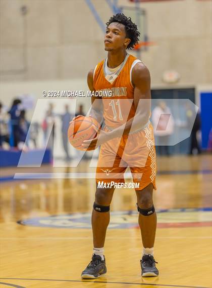 Thumbnail 2 in Carter vs White (Beaumont ISD/YMBL Basketball Tournament) photogallery.