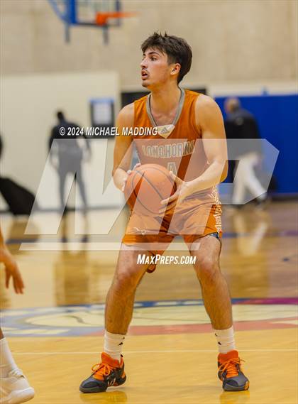 Thumbnail 3 in Carter vs White (Beaumont ISD/YMBL Basketball Tournament) photogallery.