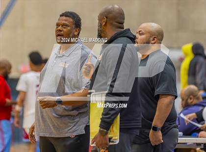 Thumbnail 1 in Carter vs White (Beaumont ISD/YMBL Basketball Tournament) photogallery.