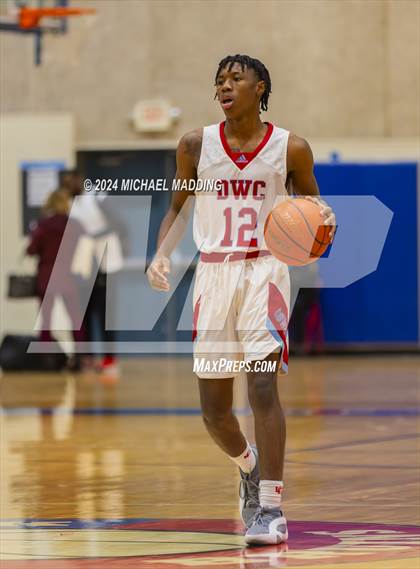 Thumbnail 1 in Carter vs White (Beaumont ISD/YMBL Basketball Tournament) photogallery.