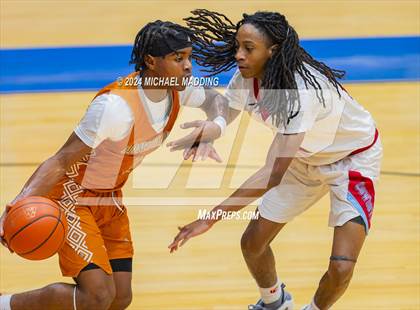 Thumbnail 1 in Carter vs White (Beaumont ISD/YMBL Basketball Tournament) photogallery.