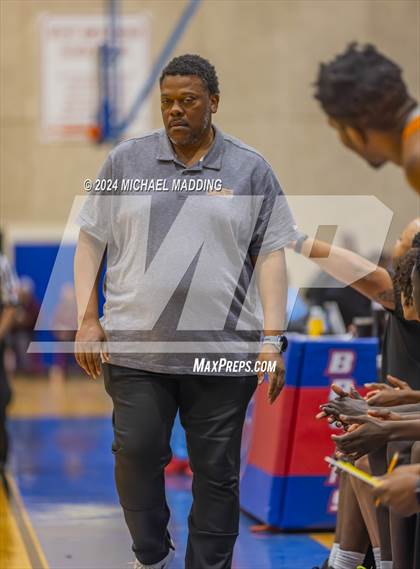 Thumbnail 1 in Carter vs White (Beaumont ISD/YMBL Basketball Tournament) photogallery.