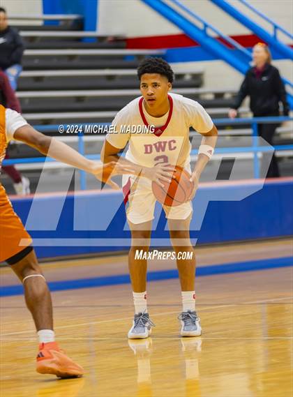Thumbnail 2 in Carter vs White (Beaumont ISD/YMBL Basketball Tournament) photogallery.