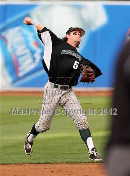 Thumbnail 3 in De La Salle vs. California (CIF NCS D1 Final) photogallery.