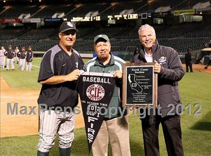 Thumbnail 1 in De La Salle vs. California (CIF NCS D1 Final) photogallery.