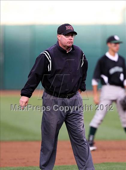 Thumbnail 2 in De La Salle vs. California (CIF NCS D1 Final) photogallery.