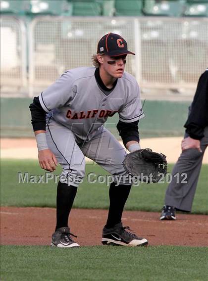 Thumbnail 3 in De La Salle vs. California (CIF NCS D1 Final) photogallery.