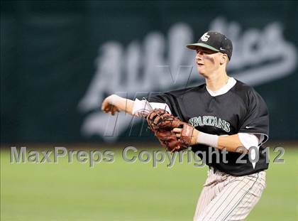 Thumbnail 2 in De La Salle vs. California (CIF NCS D1 Final) photogallery.