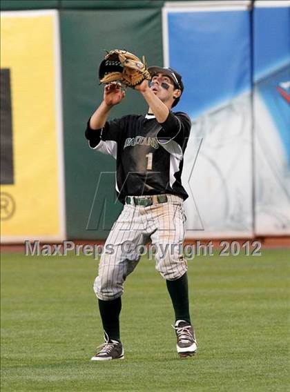 Thumbnail 1 in De La Salle vs. California (CIF NCS D1 Final) photogallery.