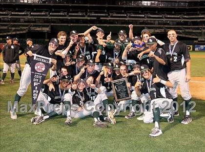 Thumbnail 1 in De La Salle vs. California (CIF NCS D1 Final) photogallery.