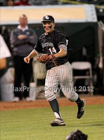 Thumbnail 3 in De La Salle vs. California (CIF NCS D1 Final) photogallery.