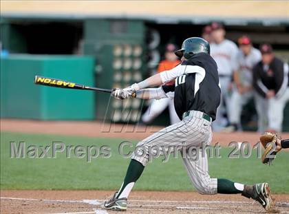 Thumbnail 2 in De La Salle vs. California (CIF NCS D1 Final) photogallery.