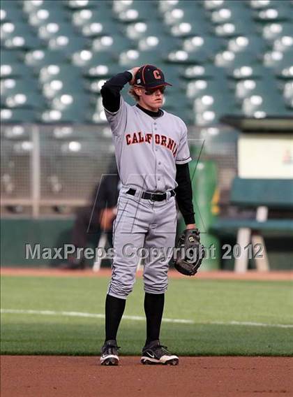 Thumbnail 1 in De La Salle vs. California (CIF NCS D1 Final) photogallery.