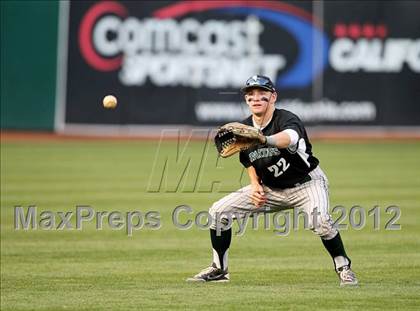 Thumbnail 3 in De La Salle vs. California (CIF NCS D1 Final) photogallery.