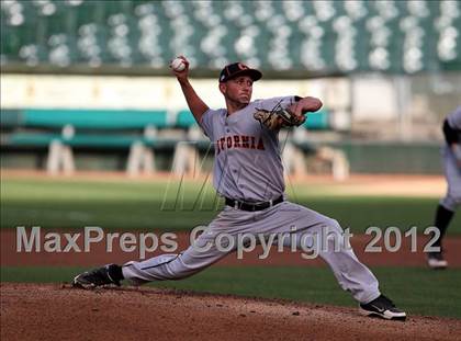 Thumbnail 3 in De La Salle vs. California (CIF NCS D1 Final) photogallery.