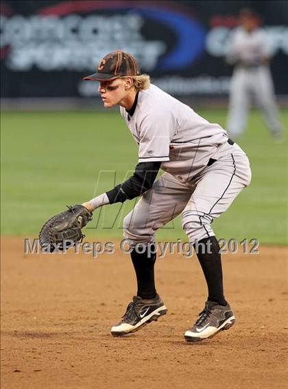 Thumbnail 1 in De La Salle vs. California (CIF NCS D1 Final) photogallery.