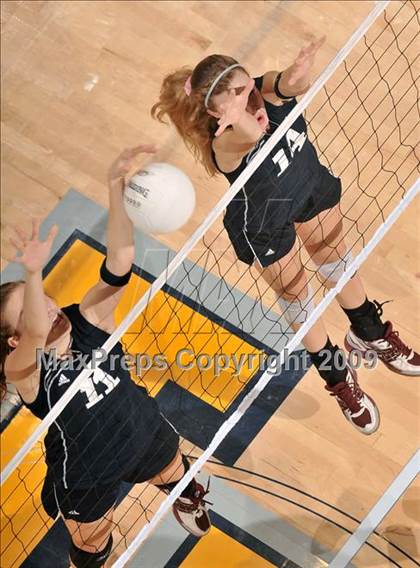 Thumbnail 2 in Tri-City Christian vs. Branson (CIF State D5 Final) photogallery.