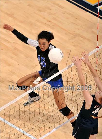 Thumbnail 1 in Tri-City Christian vs. Branson (CIF State D5 Final) photogallery.