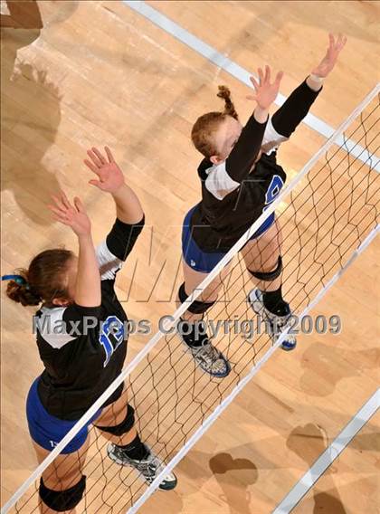 Thumbnail 2 in Tri-City Christian vs. Branson (CIF State D5 Final) photogallery.