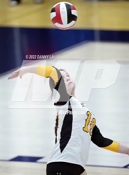 Thumbnail 1 in South Carroll vs. Clear Spring (MPSSAA Class 1A State Final) photogallery.