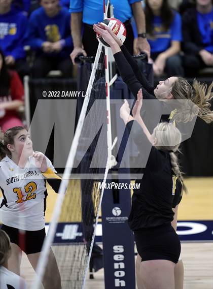 Thumbnail 2 in South Carroll vs. Clear Spring (MPSSAA Class 1A State Final) photogallery.