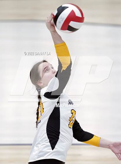 Thumbnail 3 in South Carroll vs. Clear Spring (MPSSAA Class 1A State Final) photogallery.