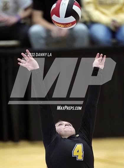 Thumbnail 1 in South Carroll vs. Clear Spring (MPSSAA Class 1A State Final) photogallery.