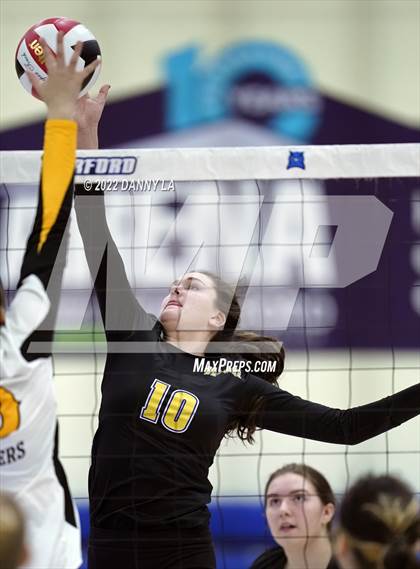 Thumbnail 1 in South Carroll vs. Clear Spring (MPSSAA Class 1A State Final) photogallery.