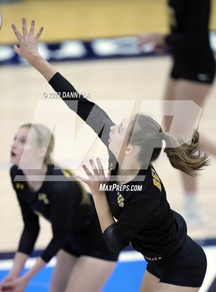Thumbnail 1 in South Carroll vs. Clear Spring (MPSSAA Class 1A State Final) photogallery.