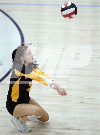 Thumbnail 1 in South Carroll vs. Clear Spring (MPSSAA Class 1A State Final) photogallery.