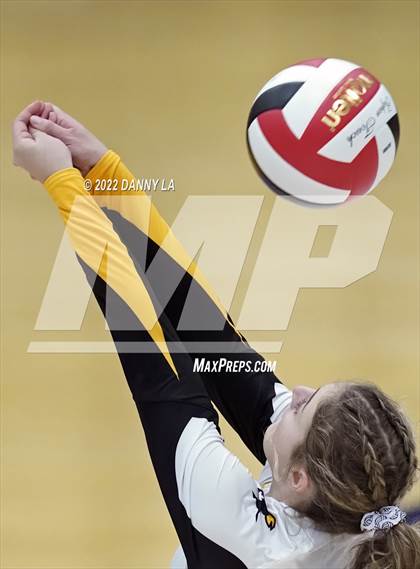 Thumbnail 2 in South Carroll vs. Clear Spring (MPSSAA Class 1A State Final) photogallery.