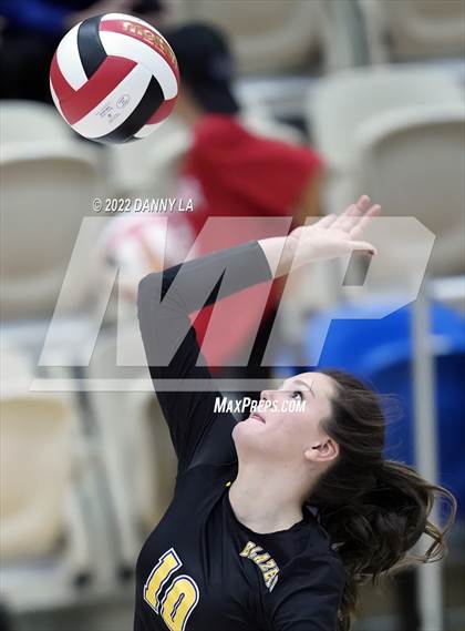 Thumbnail 2 in South Carroll vs. Clear Spring (MPSSAA Class 1A State Final) photogallery.