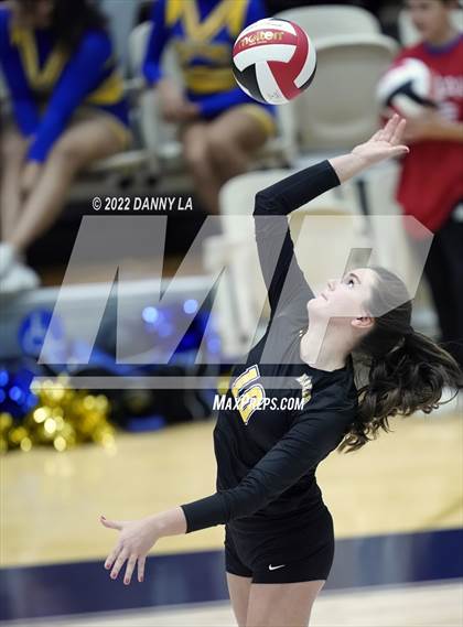 Thumbnail 2 in South Carroll vs. Clear Spring (MPSSAA Class 1A State Final) photogallery.