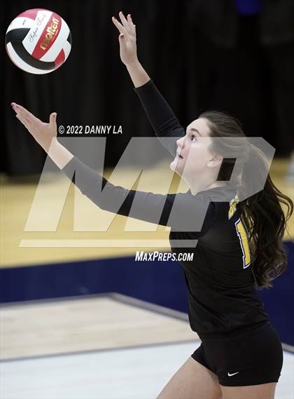 Thumbnail 1 in South Carroll vs. Clear Spring (MPSSAA Class 1A State Final) photogallery.