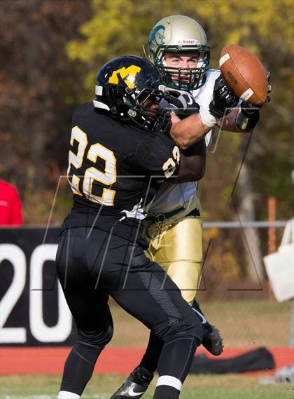 Thumbnail 2 in Red Bank Catholic @ Monmouth Regional photogallery.