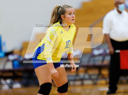 Thumbnail 1 in Millard North @ Omaha North photogallery.