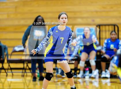 Thumbnail 1 in Millard North @ Omaha North photogallery.