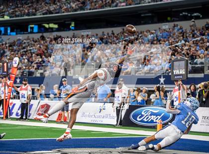 Thumbnail 3 in China Spring vs. Gilmer (UIL 4A D2 Final) photogallery.