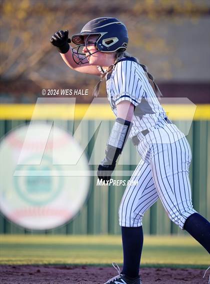 Thumbnail 3 in Collierville @ Arlington photogallery.