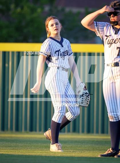 Thumbnail 1 in Collierville @ Arlington photogallery.