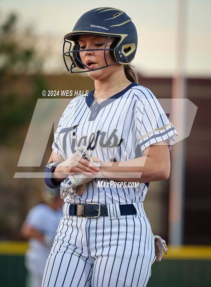 Thumbnail 3 in Collierville @ Arlington photogallery.